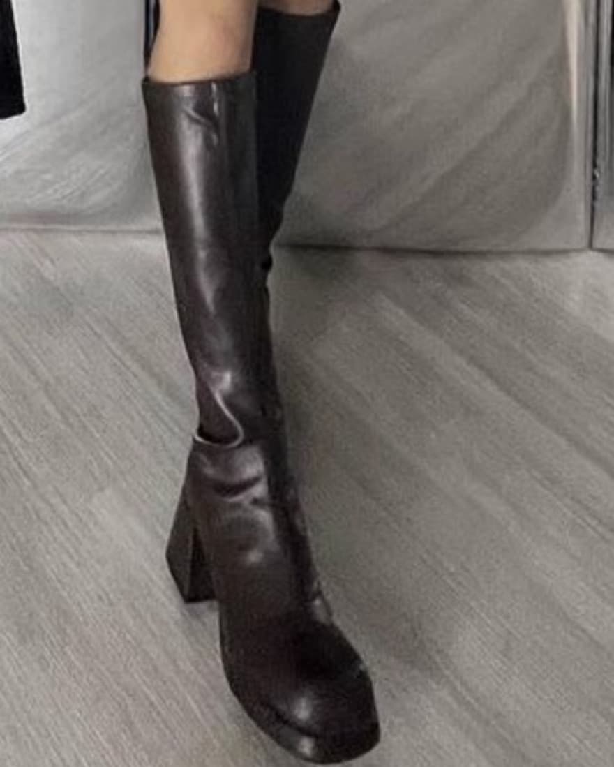 Dark brown knee high boots  - Image 2