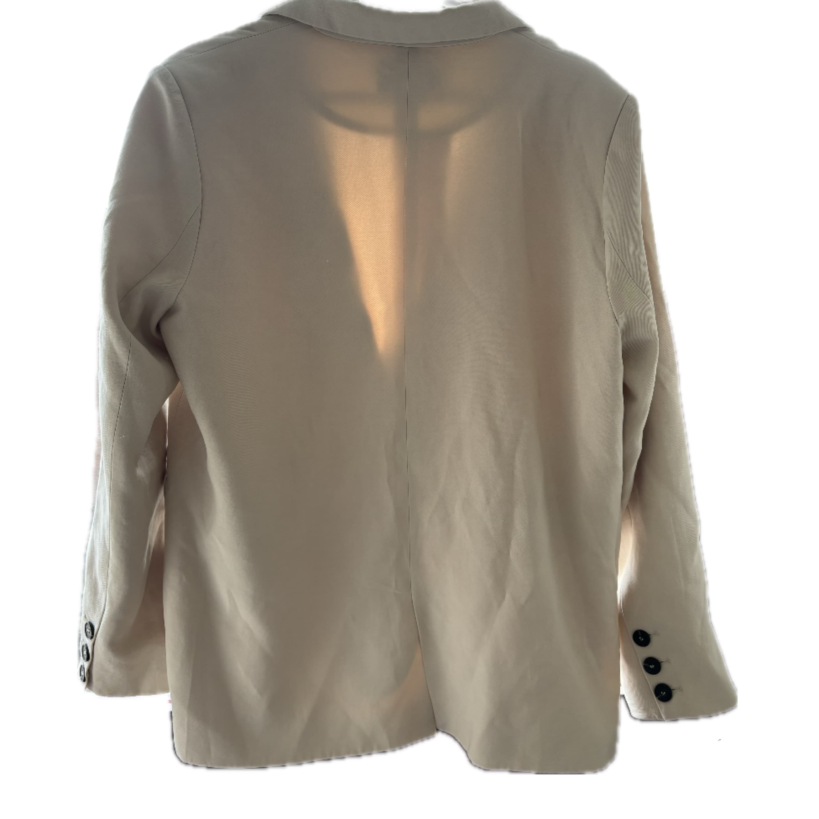 Cream blazer with dark button. - Image 2