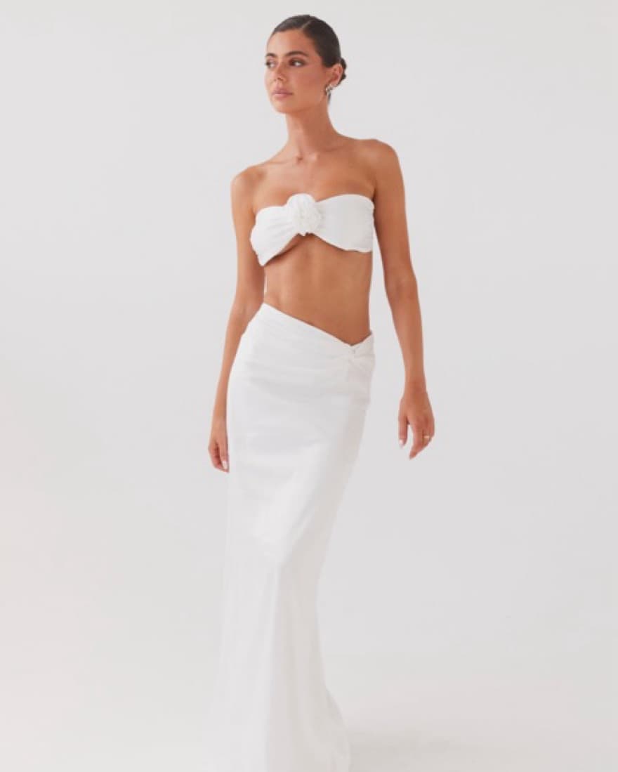 Gorgeous White Satin Set - Image 3