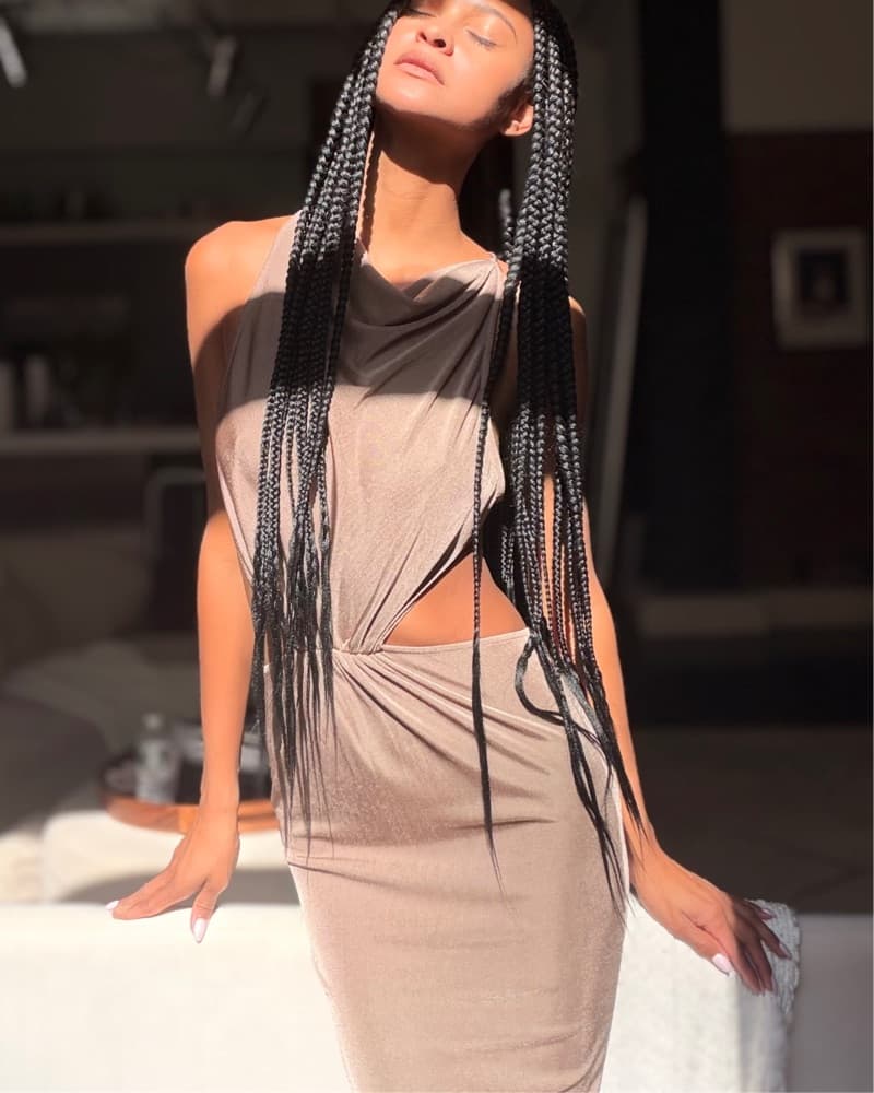 Elegant Gown - Image 3