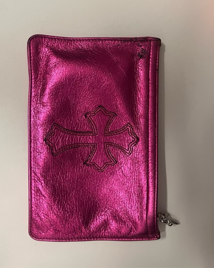 Metallic Magenta Zippered Clutch - Image 1