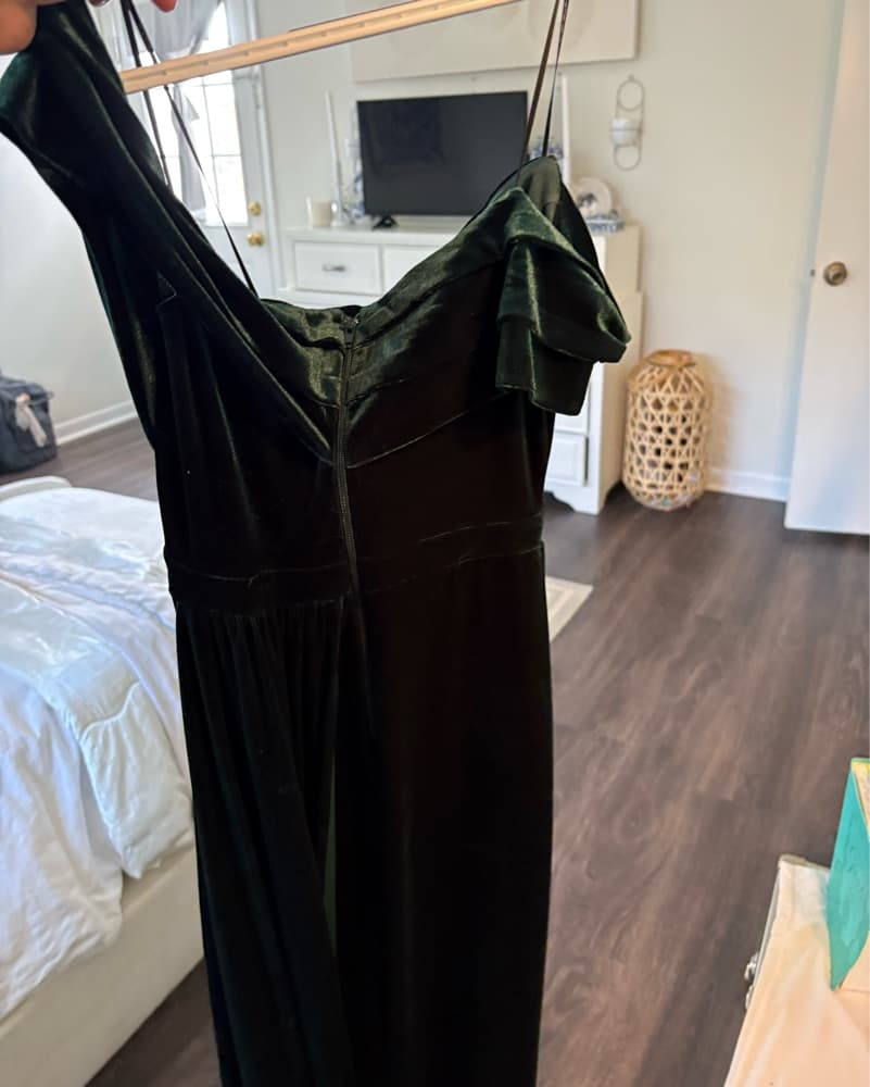 Mardi Gras Formal Dress - Image 4