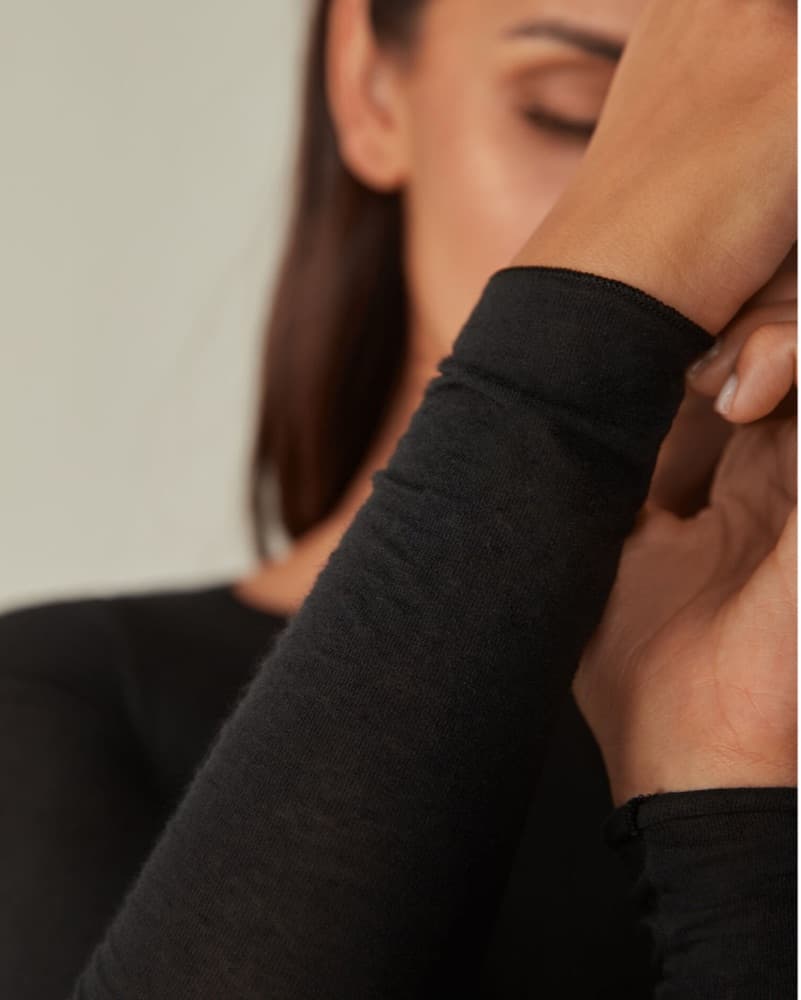 Intimissimi Cashmere Sheer Boat Neck Top - Image 4