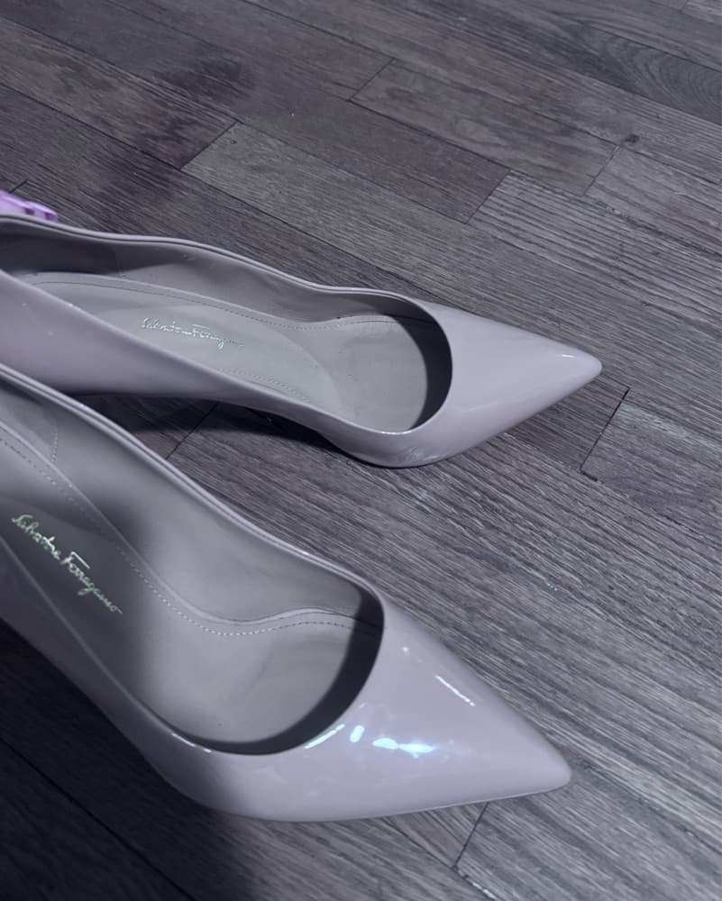 Ferragamo Nude Pumps - Image 4