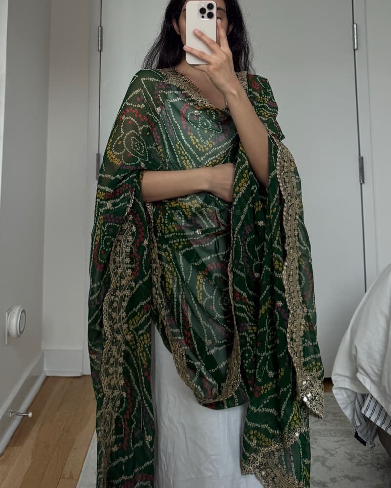 Green Indian Dupatta/Chunni - Image 1