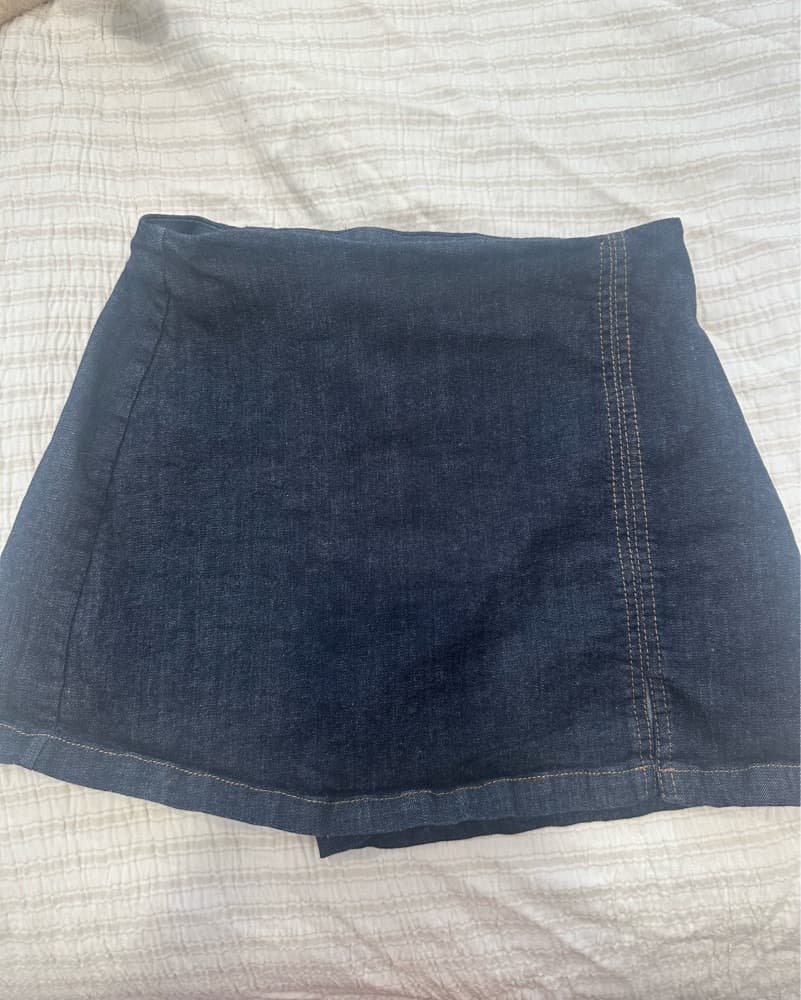 Zara Mini Denim Skort With Slit  - Image 2