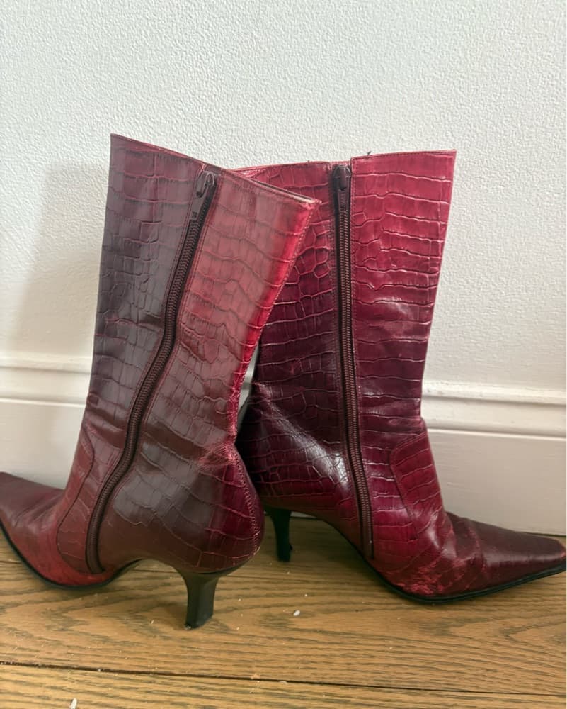 Striking Crocodile-Embossed Leather Boots - Image 3