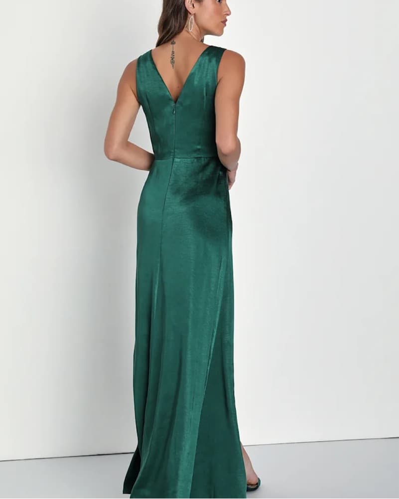 Elegant Emerald Green Maxi Dress - Image 2