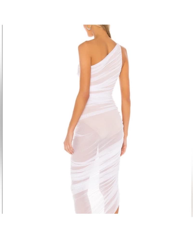 Norma Kamali Diana Dress In Nude & White - Image 2