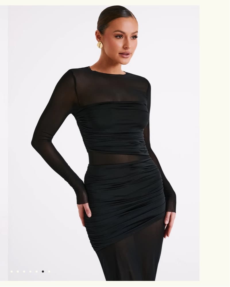 Sophisticated Black Cocktail Dress - Image 2