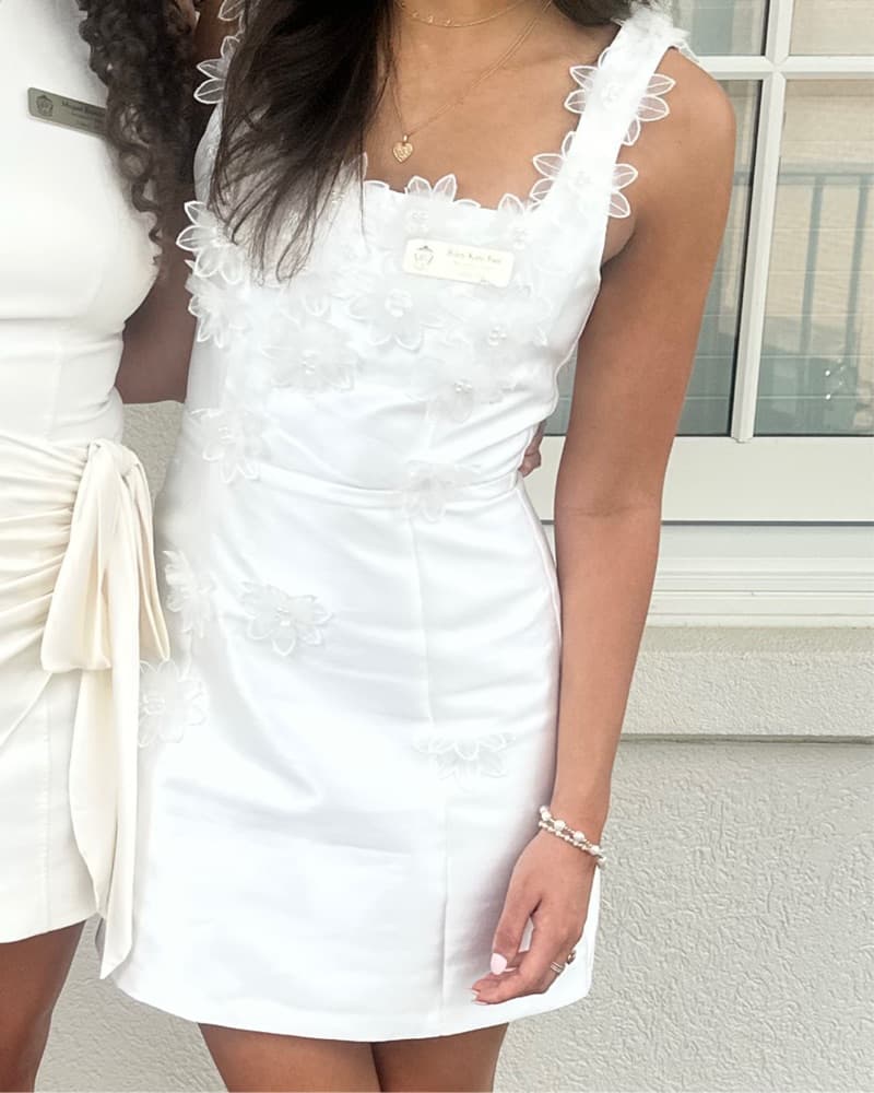 Elliatt Elder mini dress in white crepe - Image 2