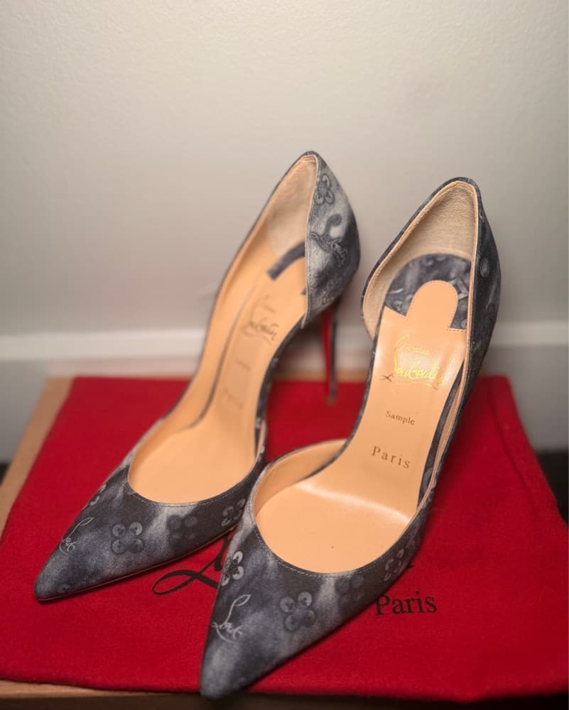 Iriza Jean Punk Logo Stiletto Pumps - Image 3