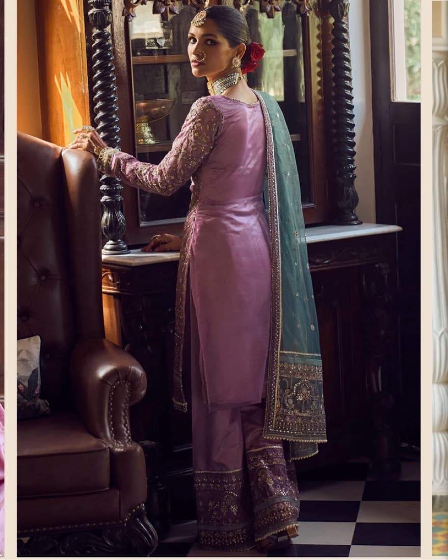 Lashkaraa Lavender indian dress - Image 2