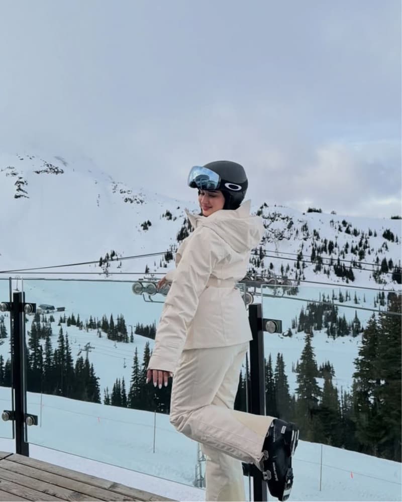 Halfdays Aston Jacket & Alessandra Pant - Image 5