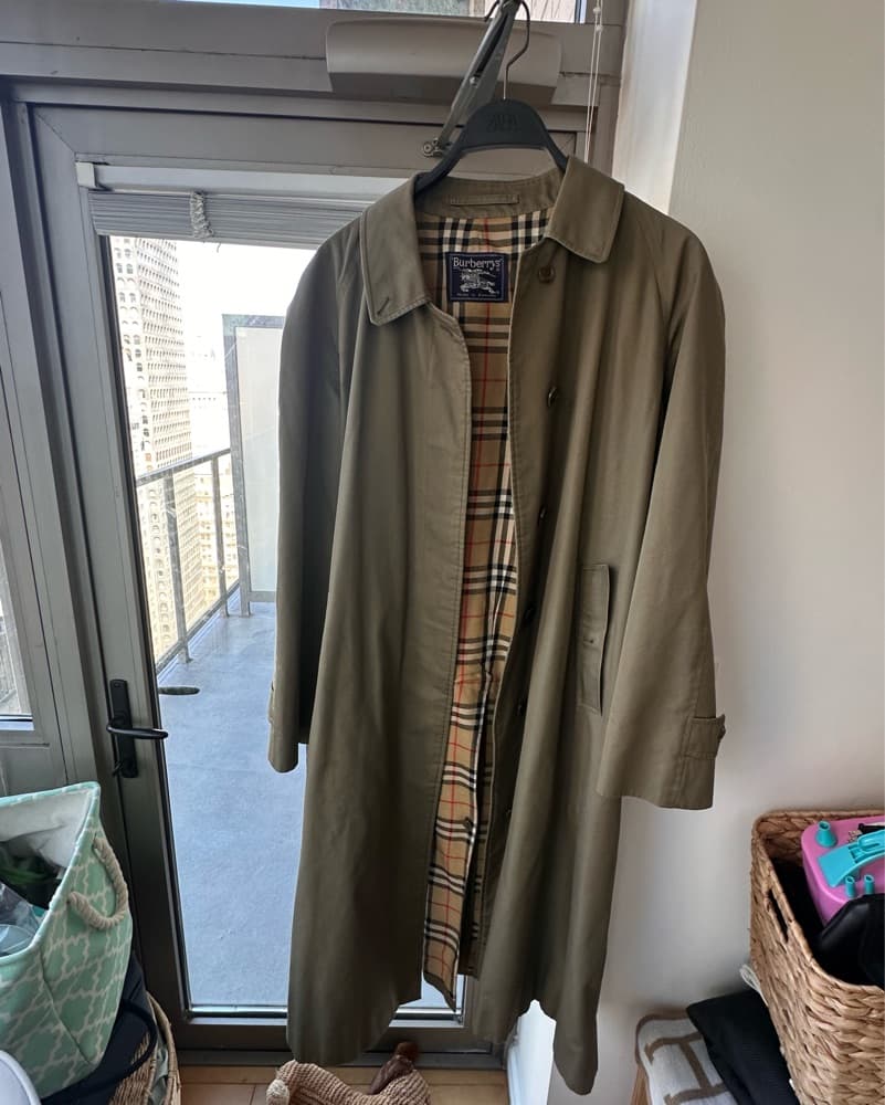 Timeless Burberry Trench Coat - Image 2