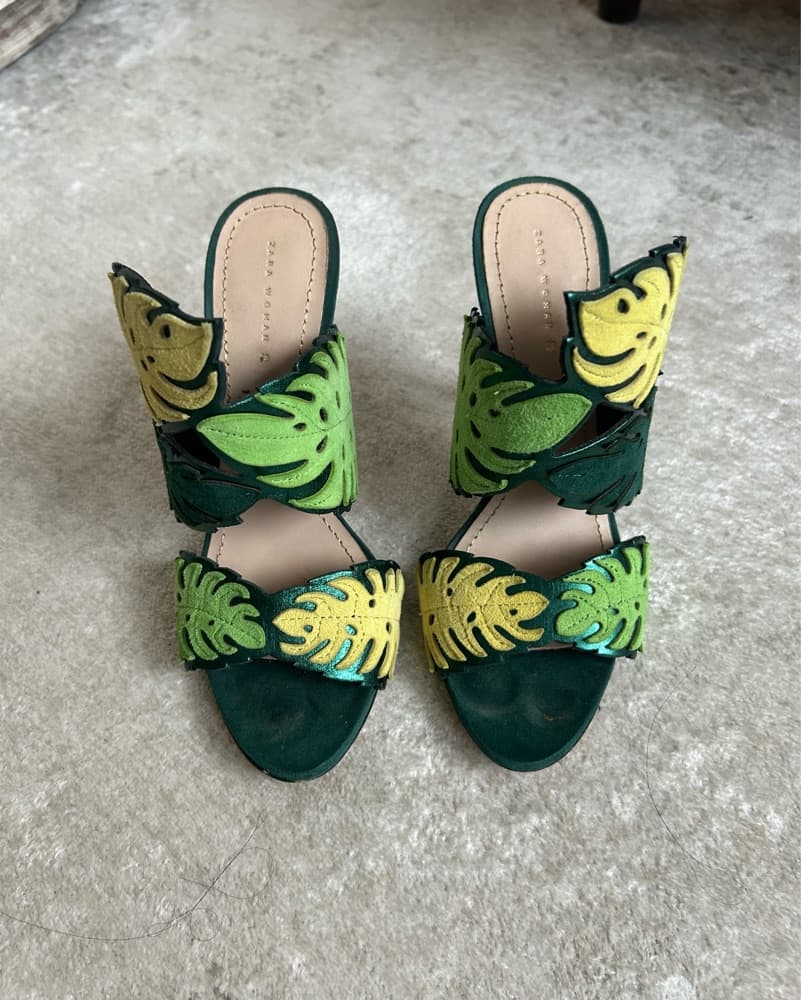 Zara monsterra leaf heel  - Image 1
