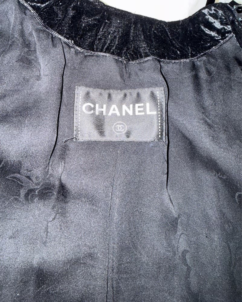 Chanel 2013 Black Sequin Velour Jacket - Image 3