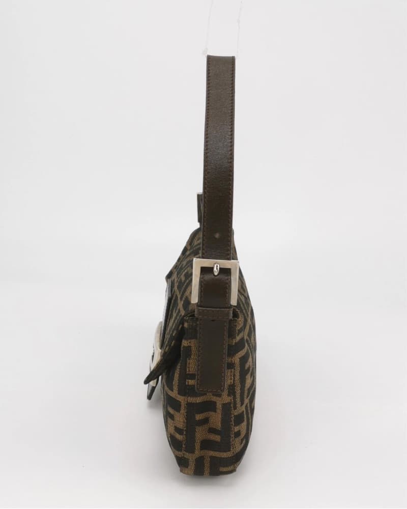 Signature Fendi Baguette Handbag - Image 3