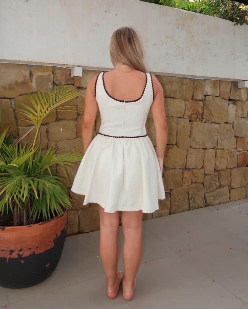 Elegant White Fit-and-Flare Dress - Image 2