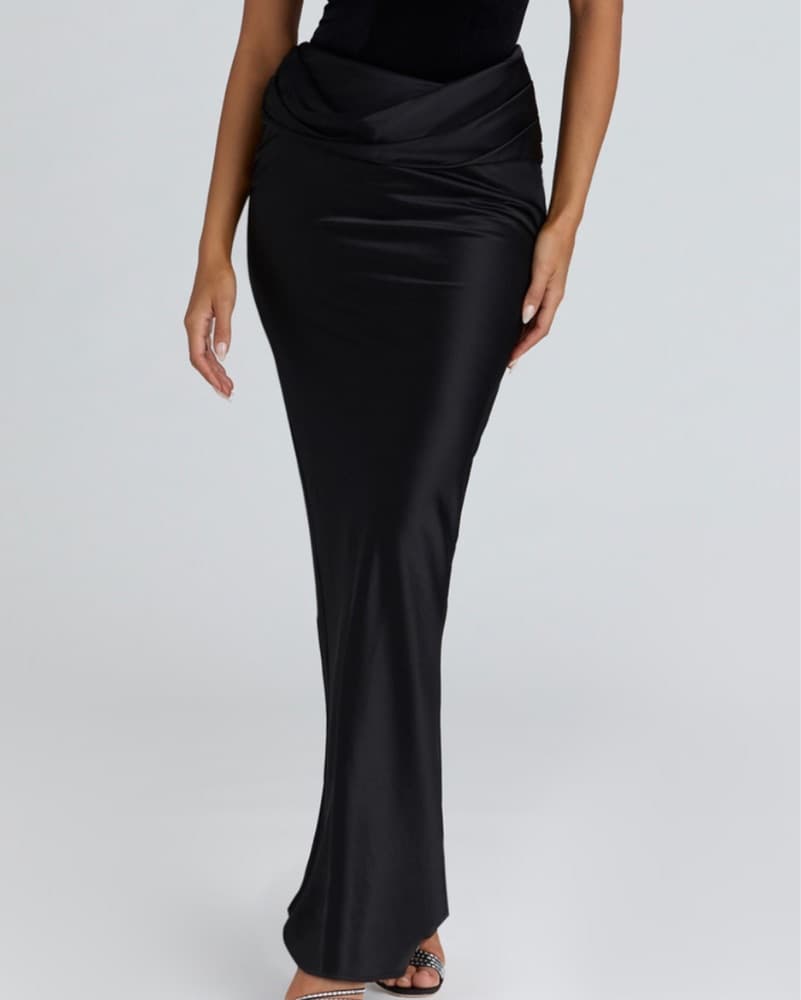 Elegant Black Maxi Skirt - Image 4