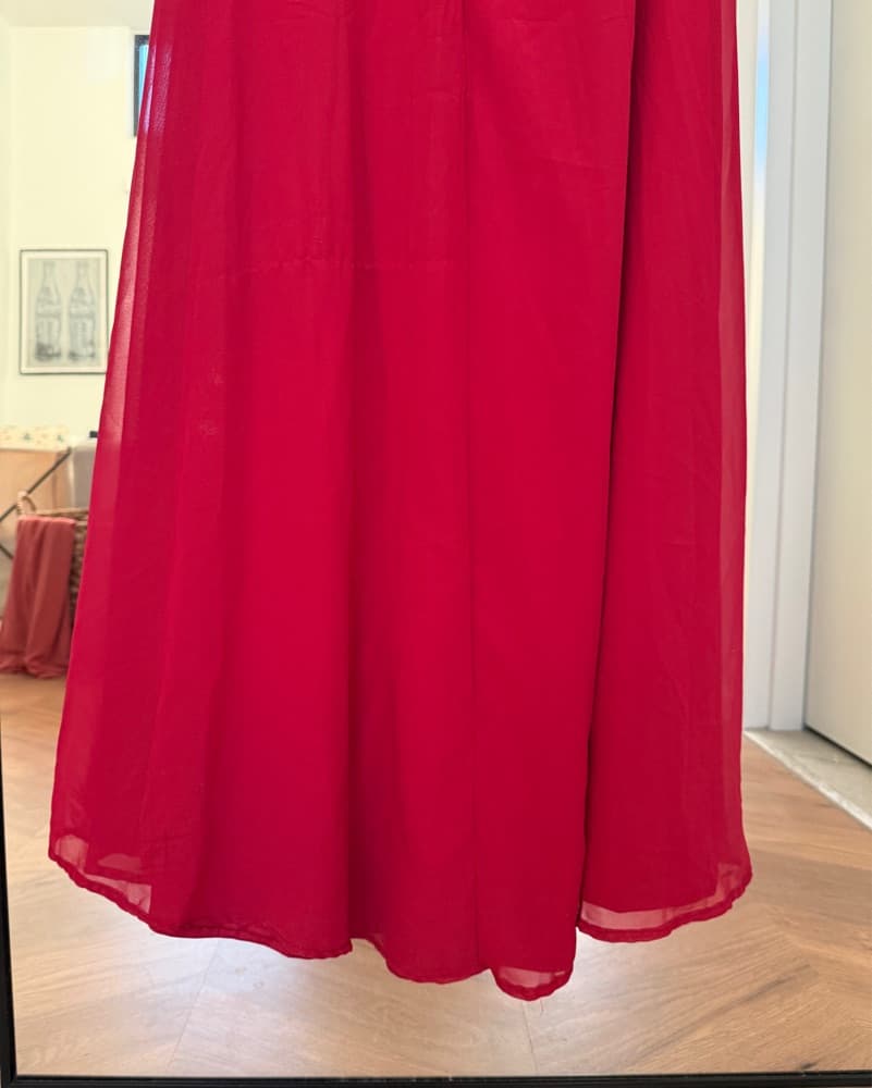 Elegant Crimson Maxi Dress - Image 4