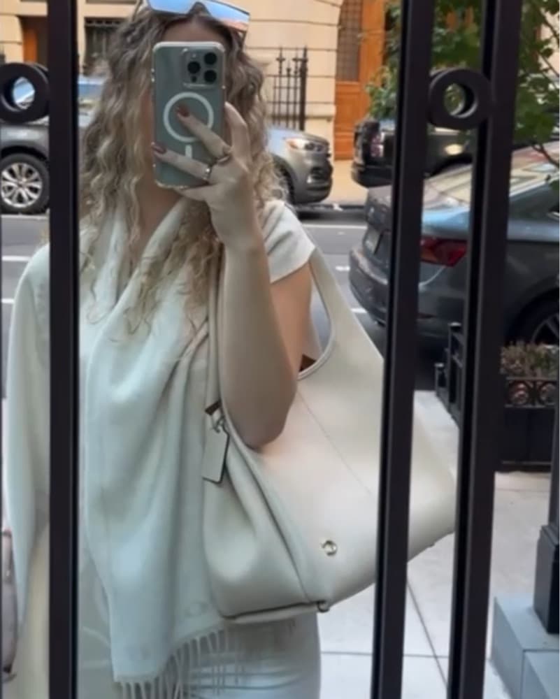 Coach Lana Shoulder Bag - Image 5