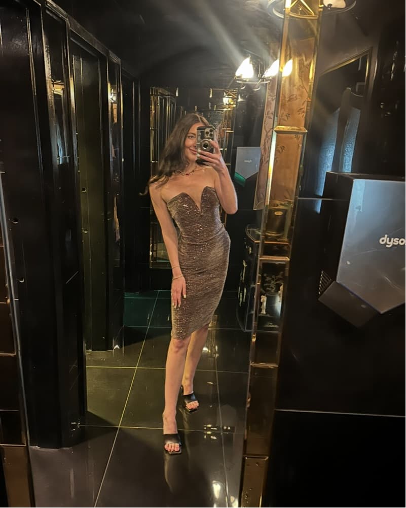 Shimmering Sequin Cocktail Dress - Image 1