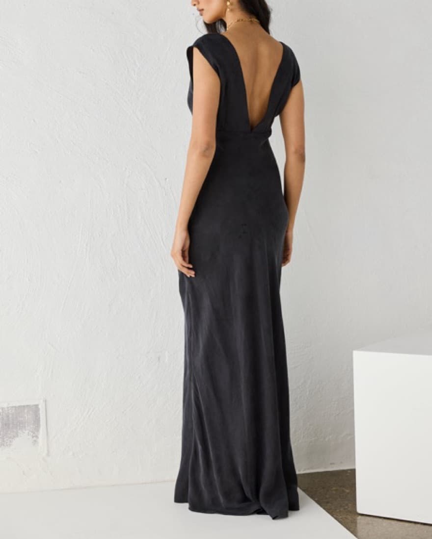 Valya Maxi Dress Black - Image 3