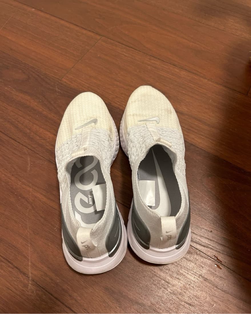 Nike Phantom Slip On White Sneaker - Image 3