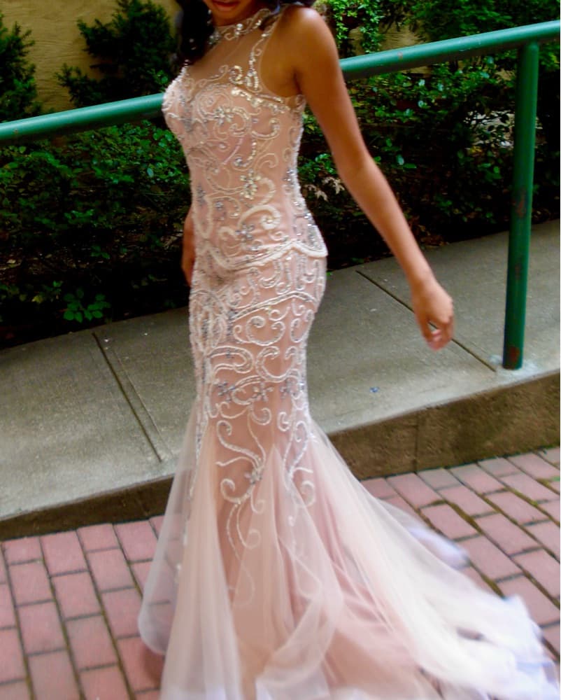 Stunning Rhinestone-Embellished Mermaid Gown - Image 1