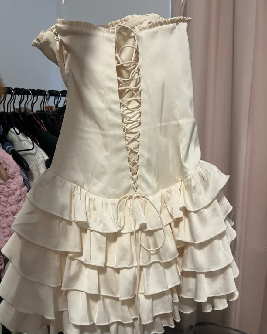BANDEAU RUFFLED TIERED CORSET Mini Dress - Image 5