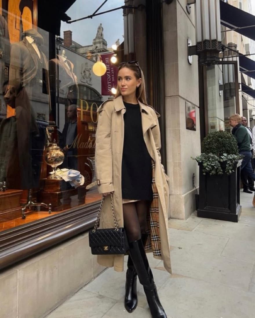 Burberry trench coat  - Image 3