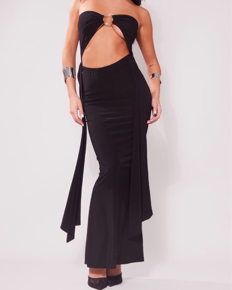 Petite. Pretty Little Thing Maxi Dress  - Image 1