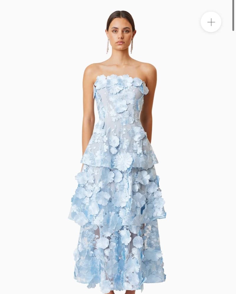 Elliatt Strapless Applique Dress - Image 1