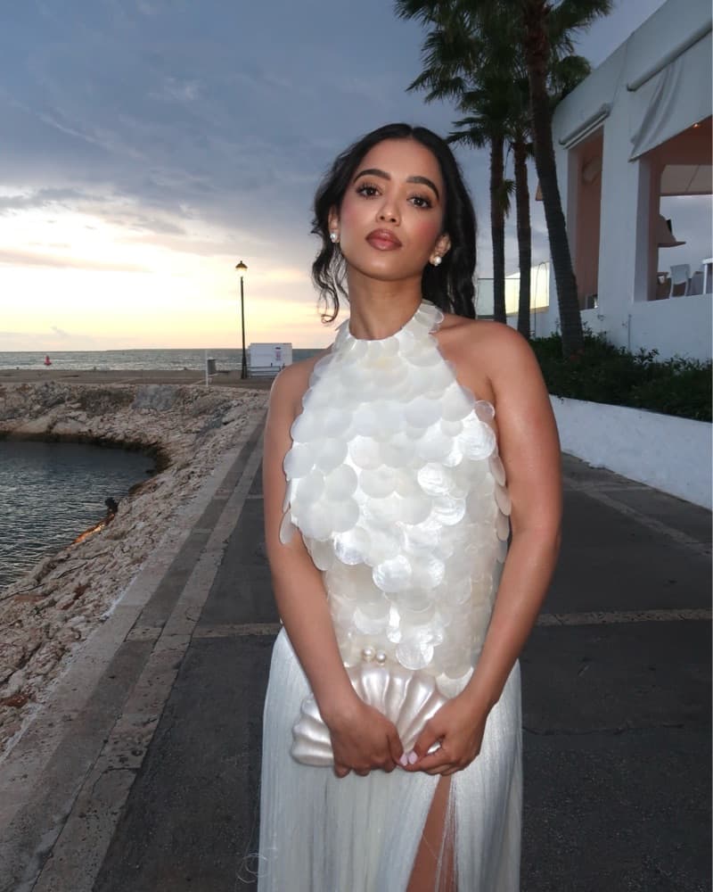 Elegant Ruffle-Embellished Maxi Dress - Image 2
