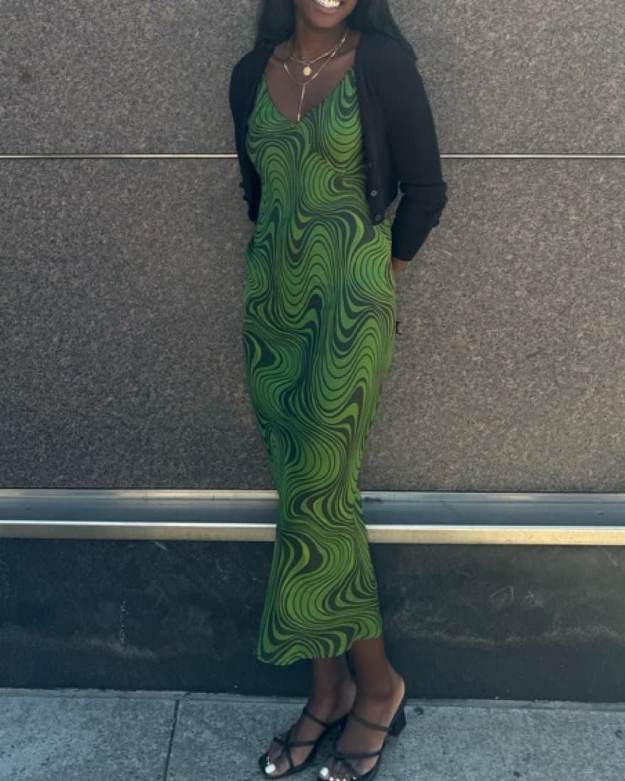 Mesmerizing Green Swirl Midi Dress - Image 2