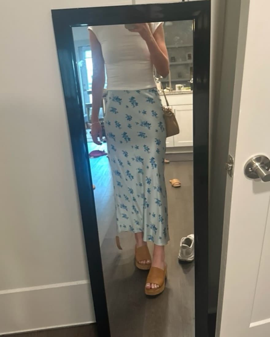 Reformation Layla Silk Skirt - Image 5