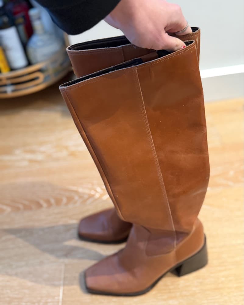 Chic Tan Leather Boots Tony bianco - Image 2