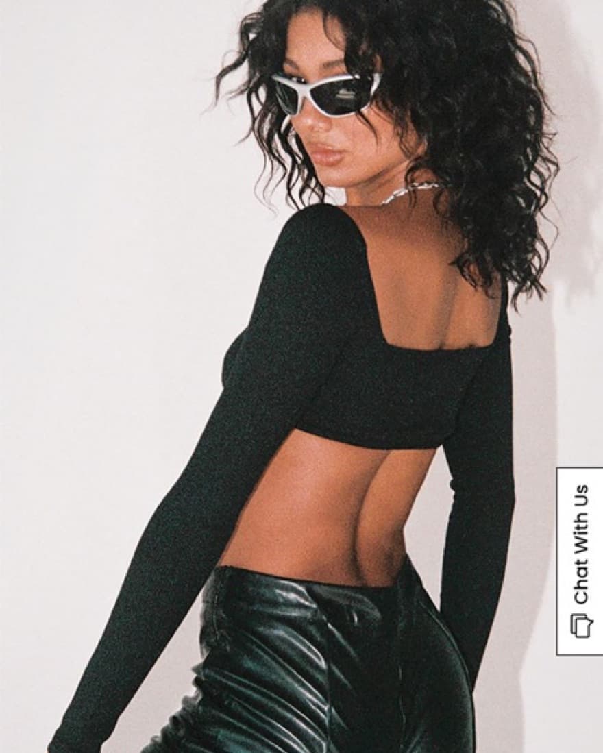 Underwire Longsleeve Crop Top - Image 2