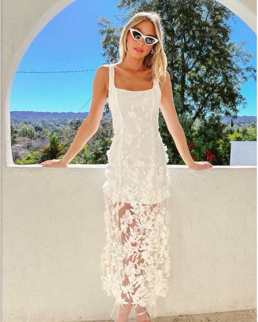 Elegant Floral Lace Maxi Dress - Image 1
