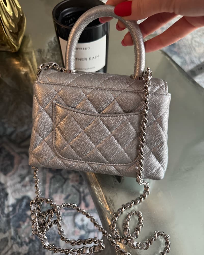 Chanel Coco Handle Silver in Caviar  - Image 4