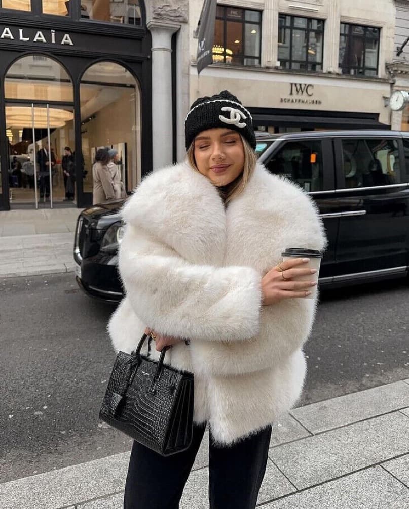 Luxurious White Faux Fur Jacket - Image 1