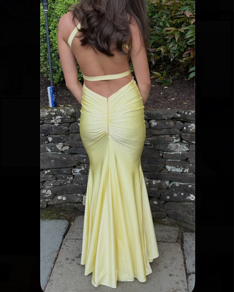 737 Jessica Angel in Pale Yellow & XS  - Image 2