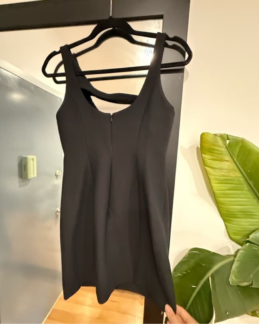 Sleek Black Cocktail Dress - Image 2