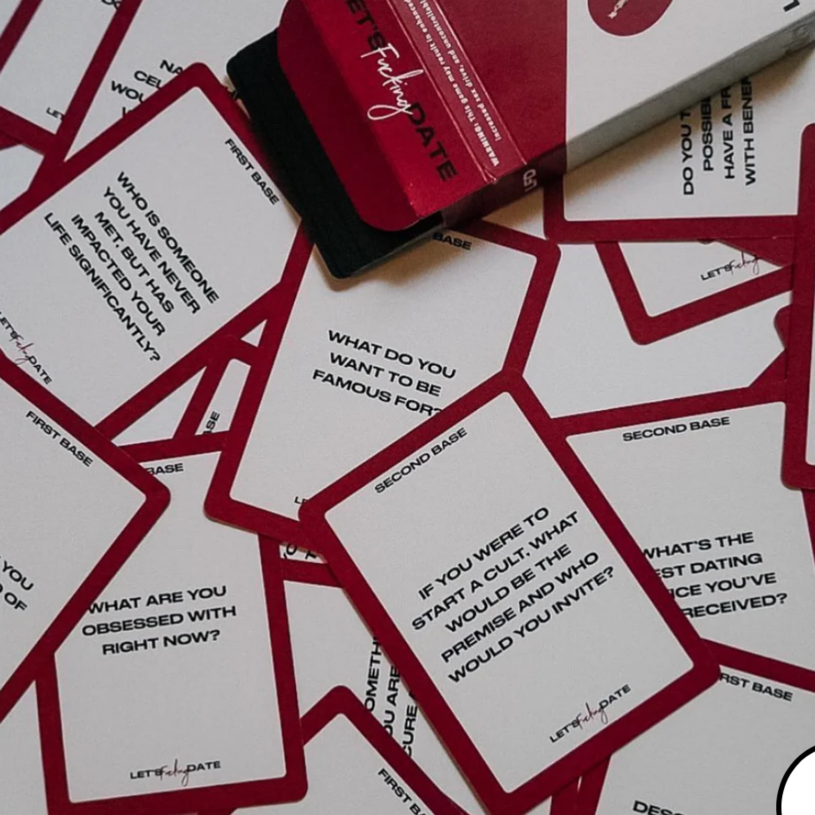 Let’s Fucking Date Card Game - Image 3