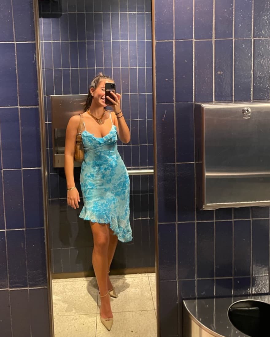 Vintage Y2K Dress 🦋 - Image 2