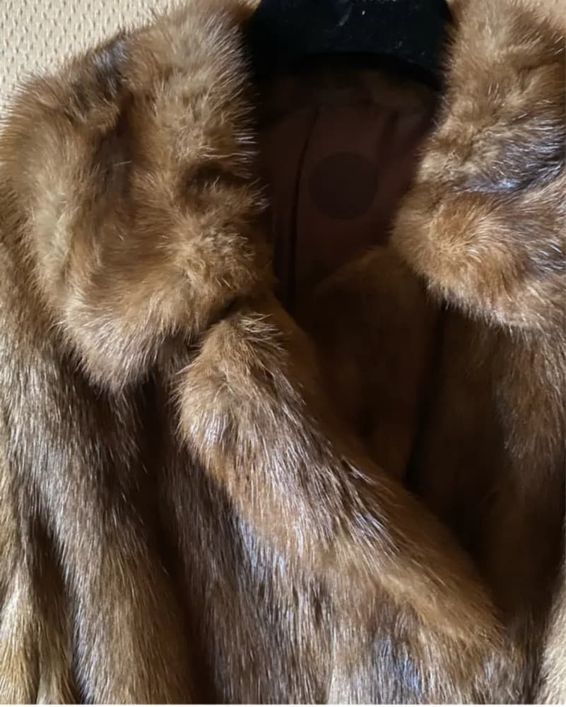 Brown Mink Fur Coat - Image 4