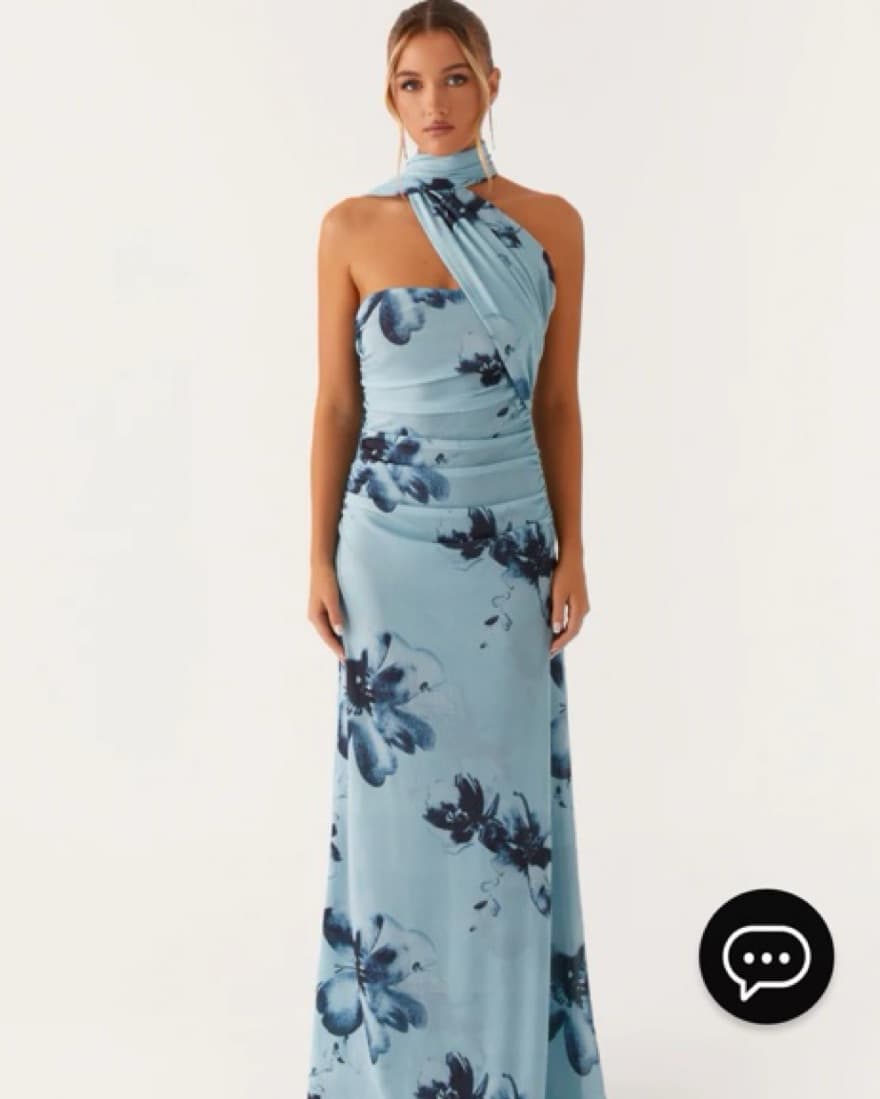 Elegant Floral Halter Maxi Dress - Image 4