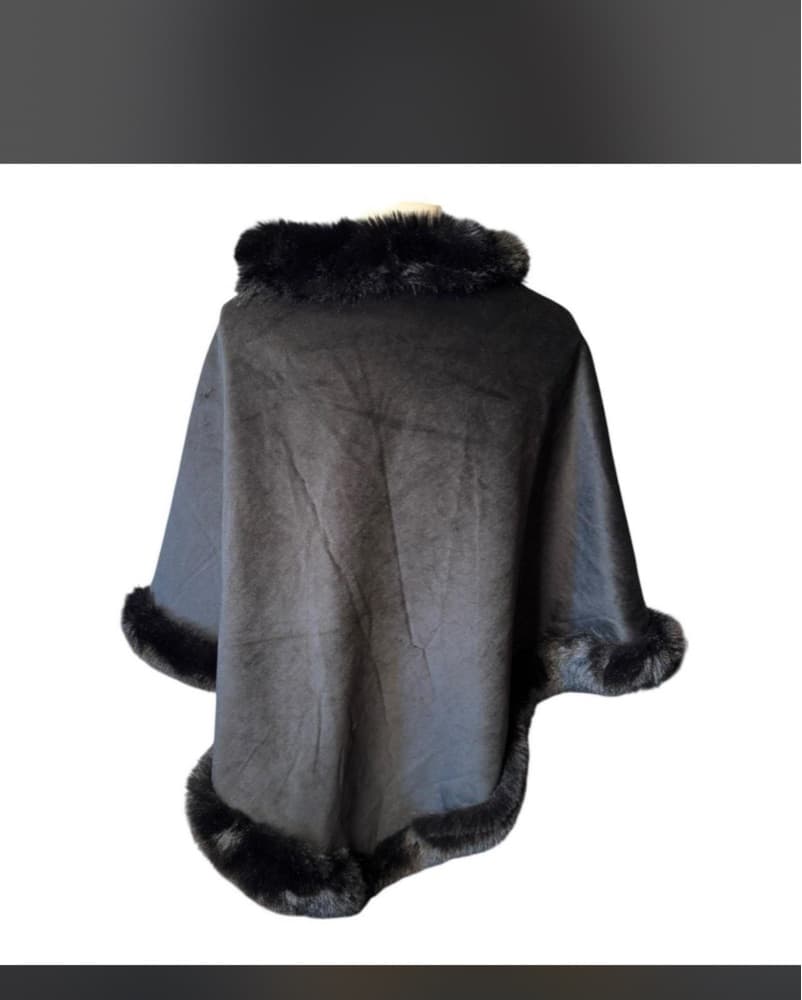 Vince Camuto Poncho - Image 4