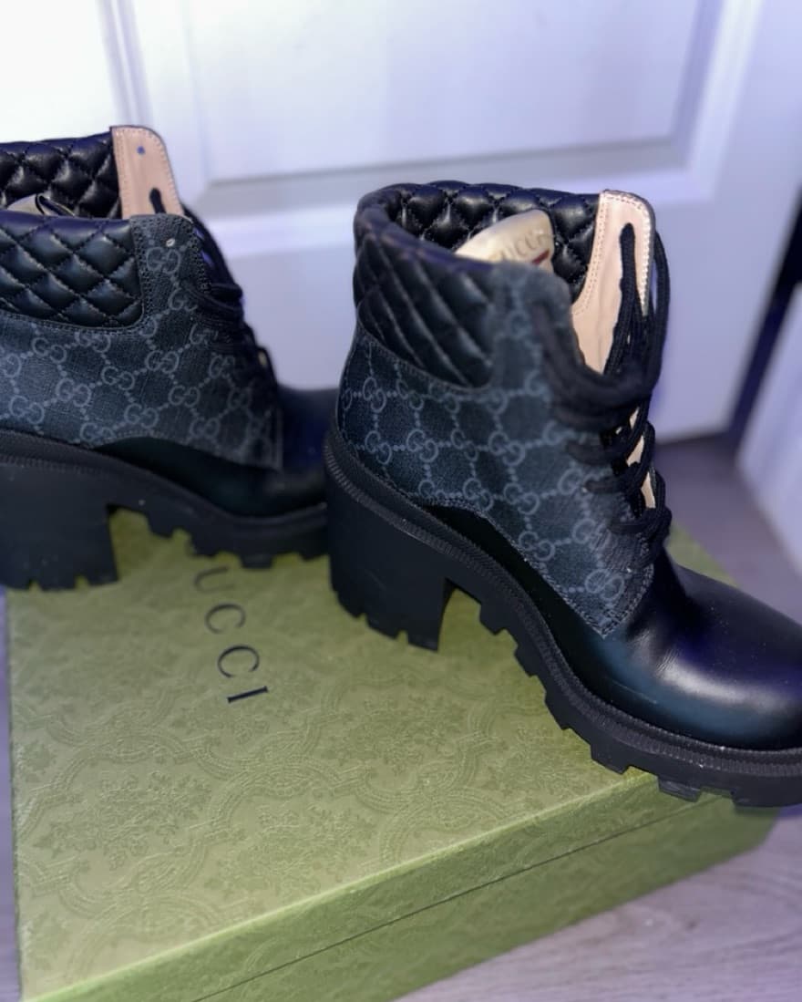 Gucci Quilted Leather Ankle Boots - Image 2